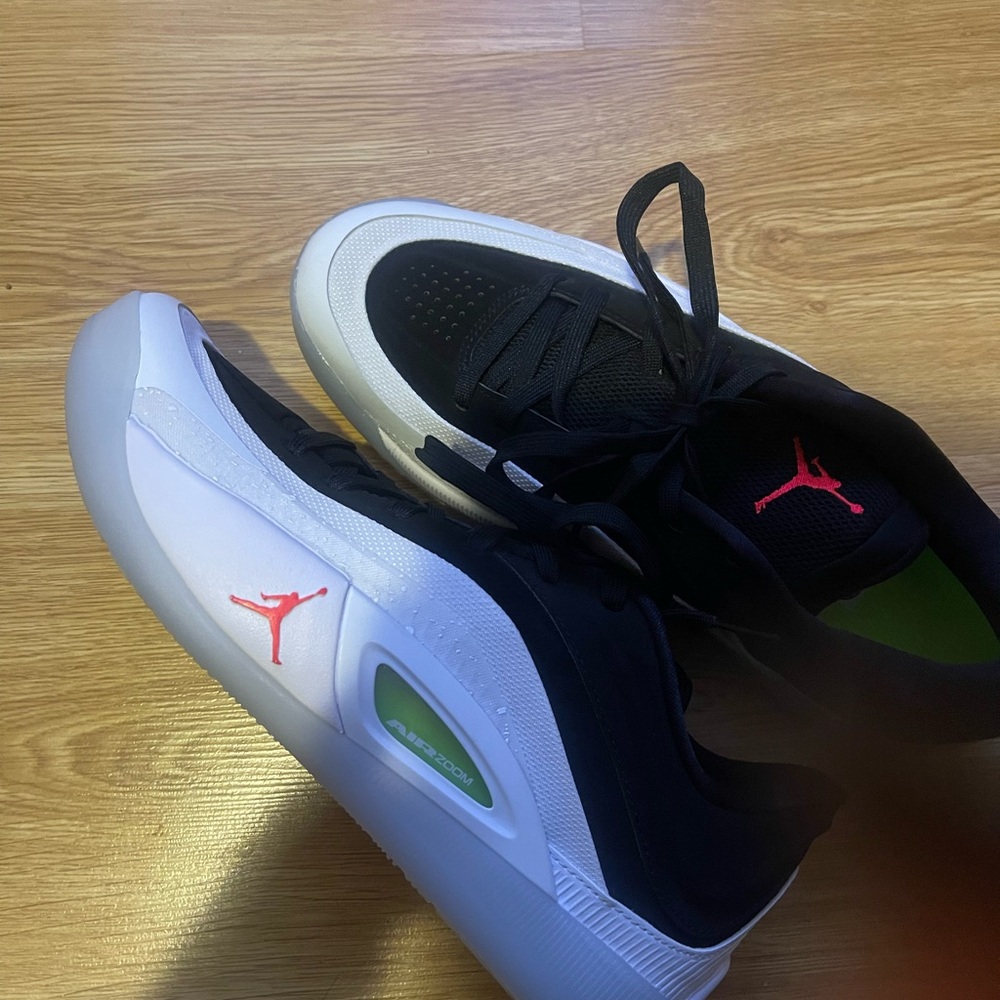 Jordan Men's Black and White Sneakers with Red Accents